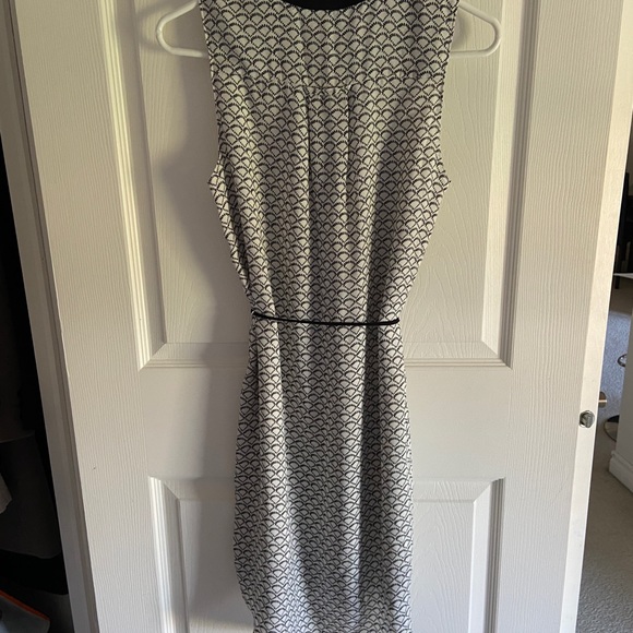 H&M dress - Picture 3 of 3